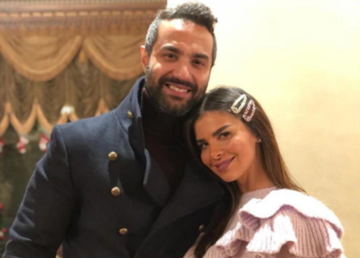 كريم فهمي وزوجته