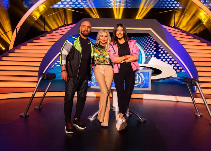 أمل بوشوشة ورزان مغربي وأحمد السقا