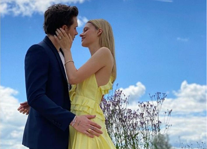 صورة للعروسين