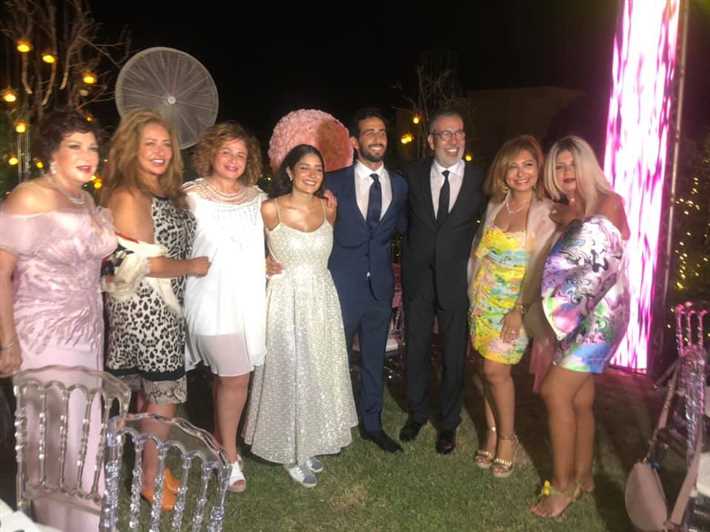 النجوم في الحفل