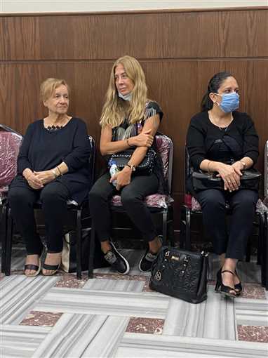 نادين سابا في عزاء وائل المصري