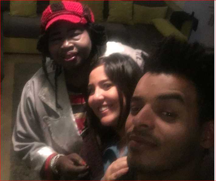 أوكا ومي كساب وستونة