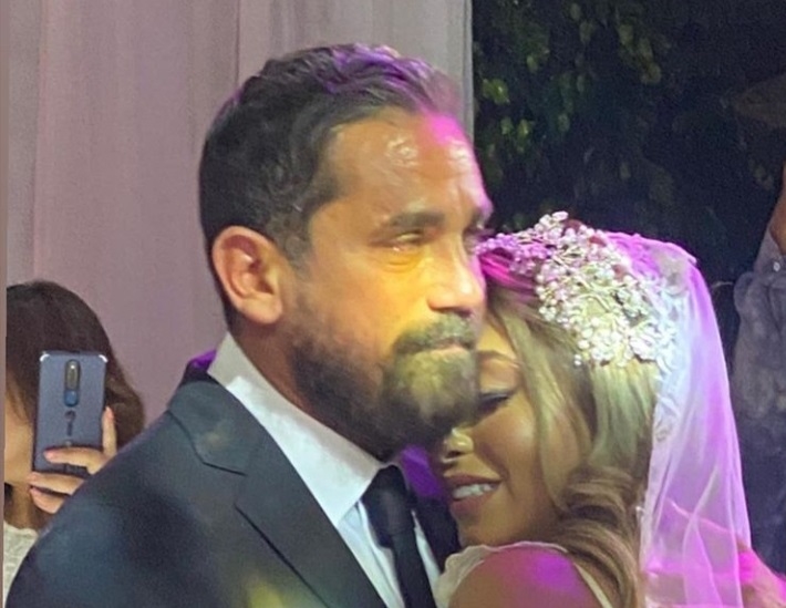 أمير وشقيقته