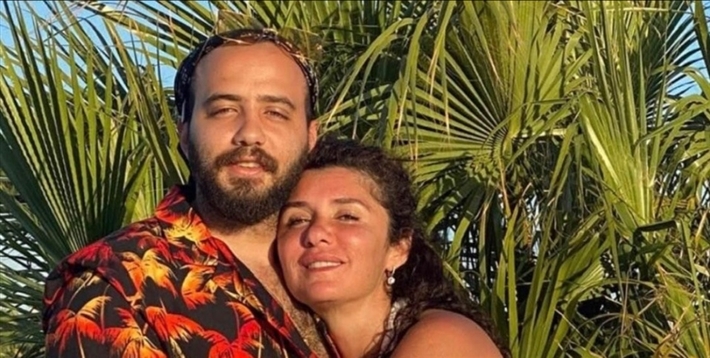 غادة عادل وابنها