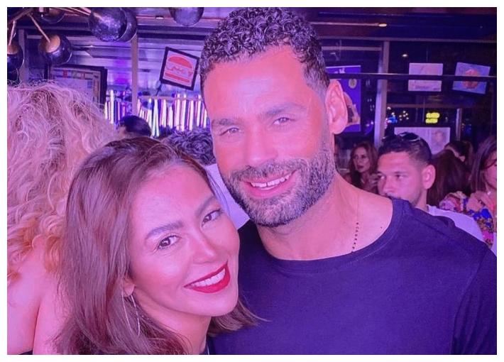 لقاء الخميسي وزوجها عبد المنصف 