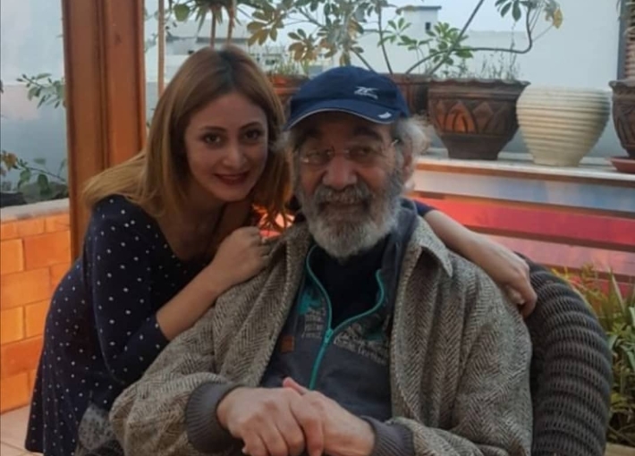 محمود ياسين ومنة بدر تيسير