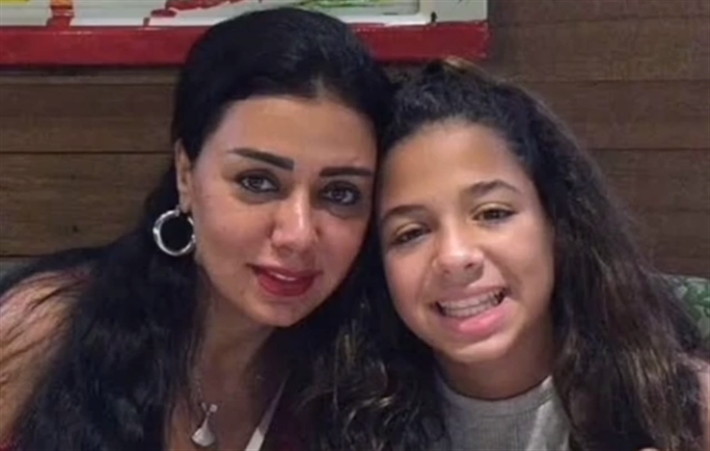 رانيا يوسف وابنتها نانسي