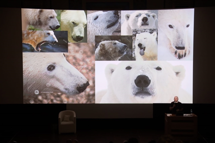  &quot;خلق العوالم عبر المؤثرات البصرية&quot;