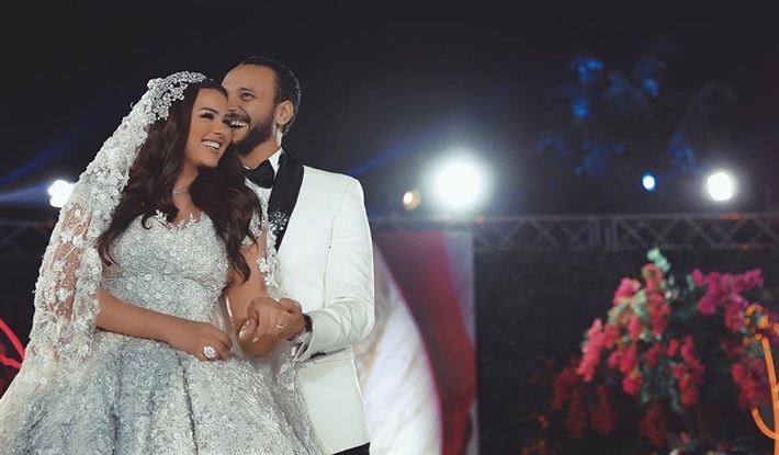 أحمد خالد صالح وهنادي مهنى