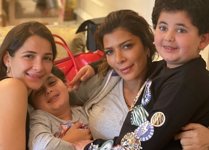 أصالة وأولادها