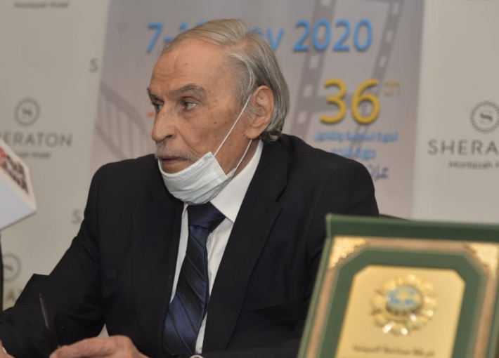 عزت العلايلي