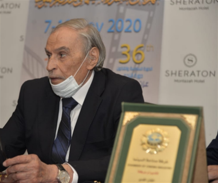 عزت العلايلي 