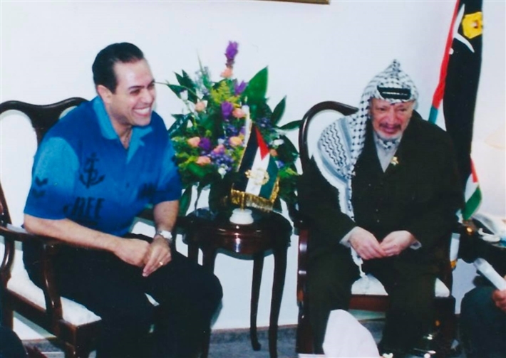 ياسر عرفات وحكيم