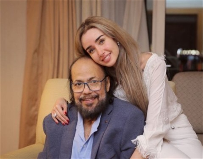 هنا الزاهد وطلعت زكريا