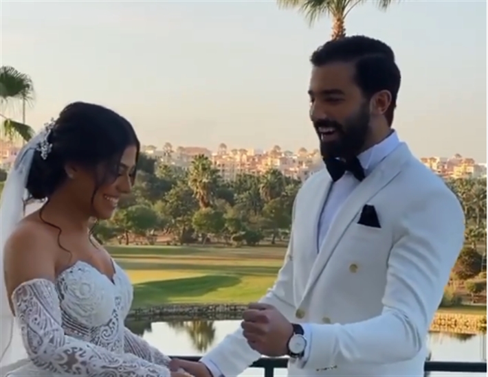 حازم إيهاب وعروسه