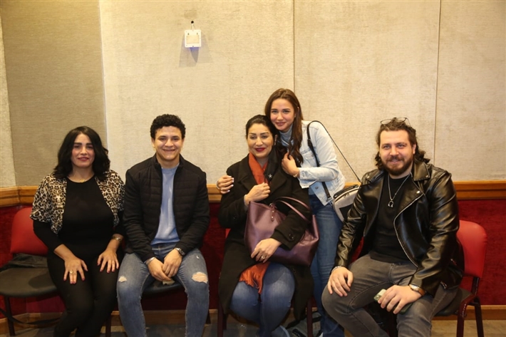 جانب من تسجيل الاغنية