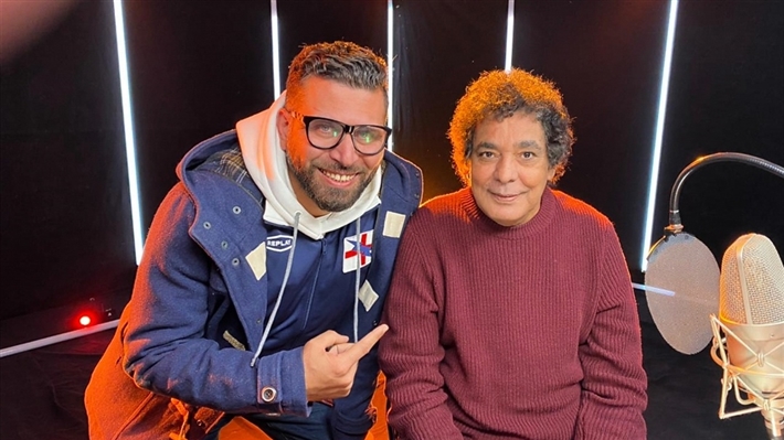 محمد منير والمخرج أكرم فاروق