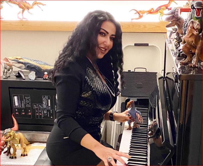 سمية الخشاب