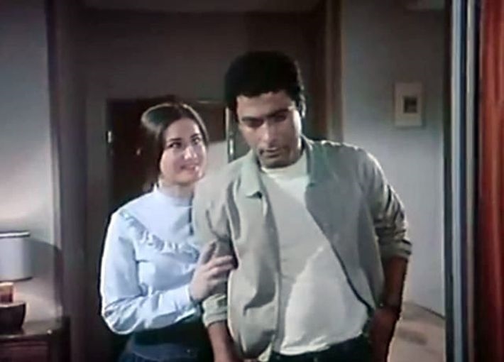 أحمد زكي ووفاء سالم