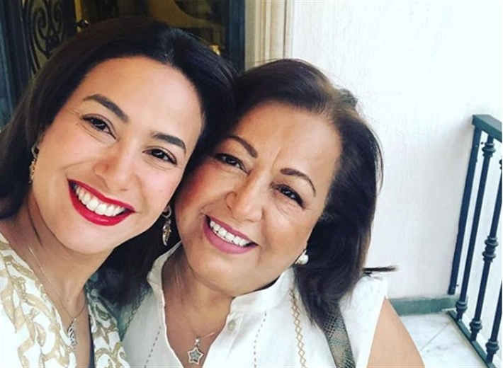 هند صبري ووالدتها