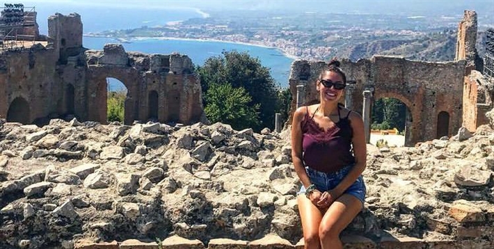 لقاء الخميسي