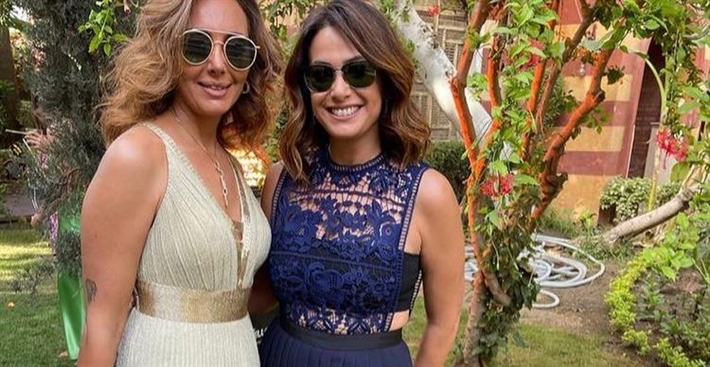 هند صبري وشقيقتها