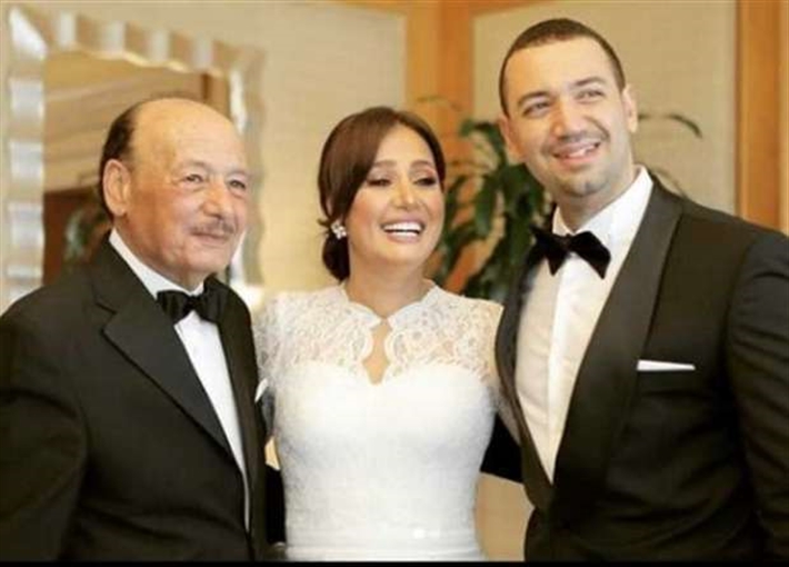 حلا شيحة ووالدها ومعز مسعود