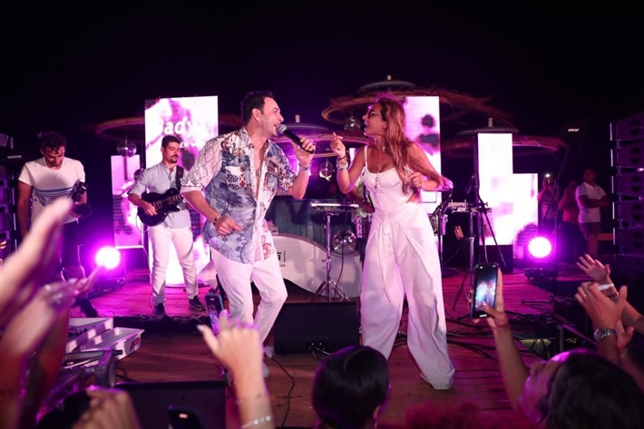 مصطفى قمر ونيللي كريم في حفل باديا بالم هيلز (تصوير Cairoscene)