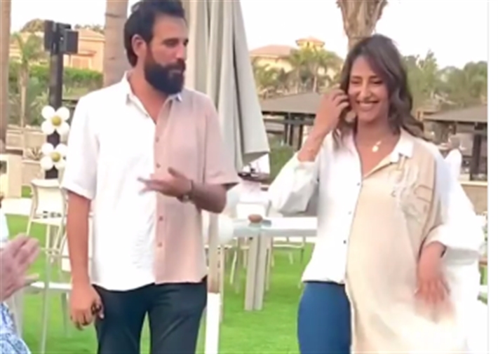 حنان مطاوع وزوجها