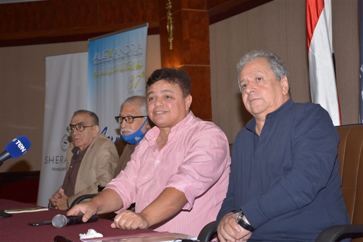 عمر عبد العزيز وأحمد سعد الدين