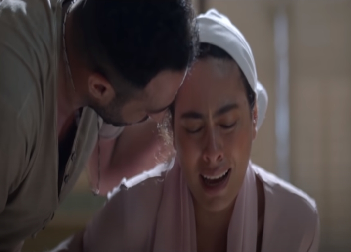 حكاية بدون ضمان