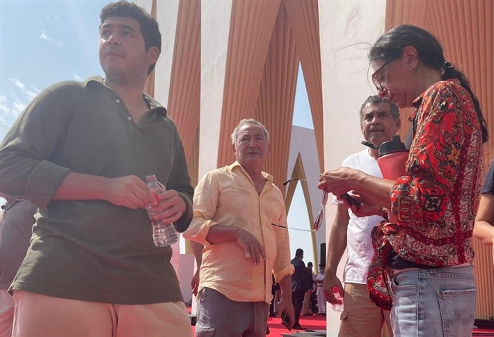 سميح ساويرس في موقع الحريق