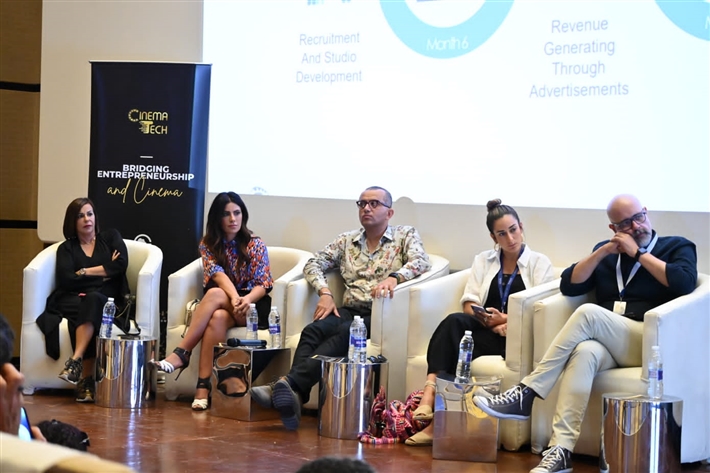 أمينة خليل وصبا مبارك