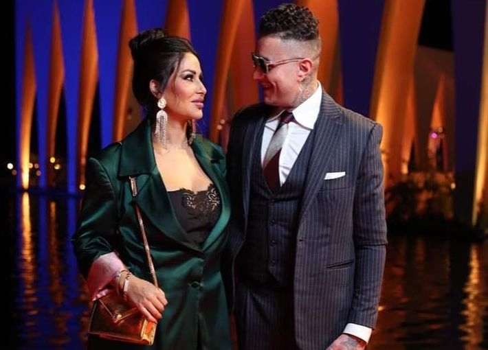 أحمد الفيشاوي وزوجته