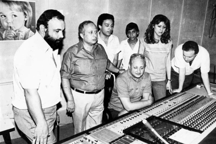 فرقة المصريين