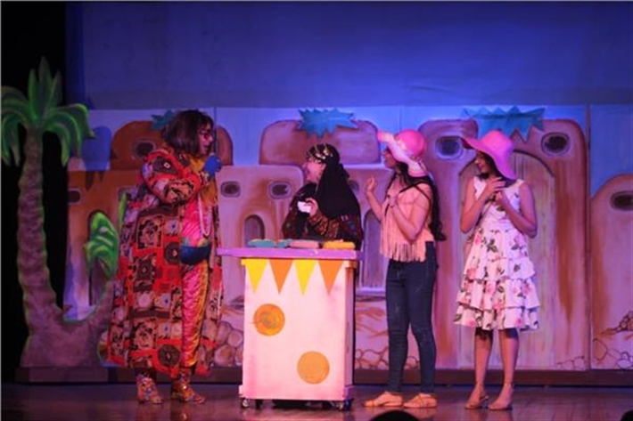 صورة من المسرحية