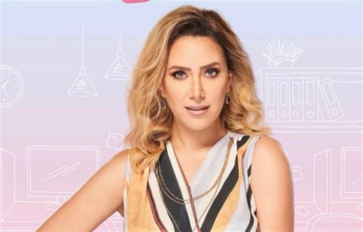 هبة عبد العزيز