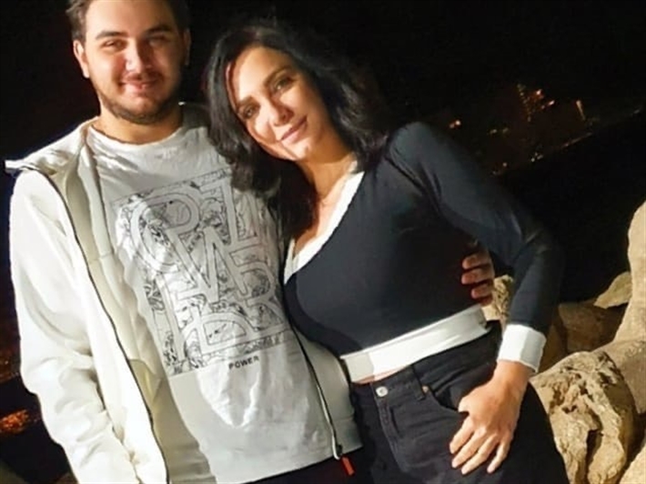 سلاف وابنها