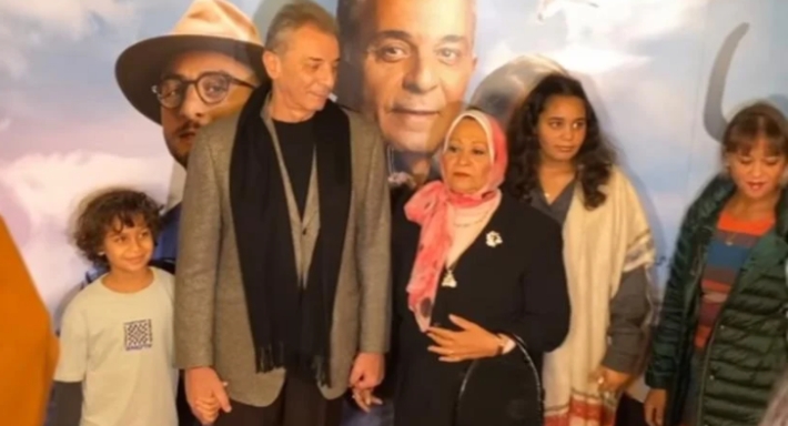 محمود حميدة وأحفاده