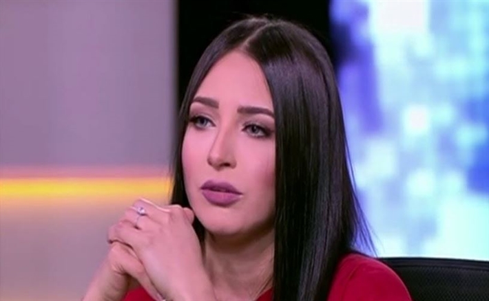 المطربة ساندي