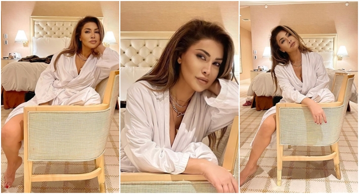 نوال الزغبي بروب الاستحمام