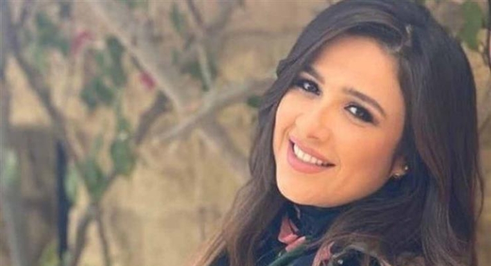 ياسمين عبد العزيز