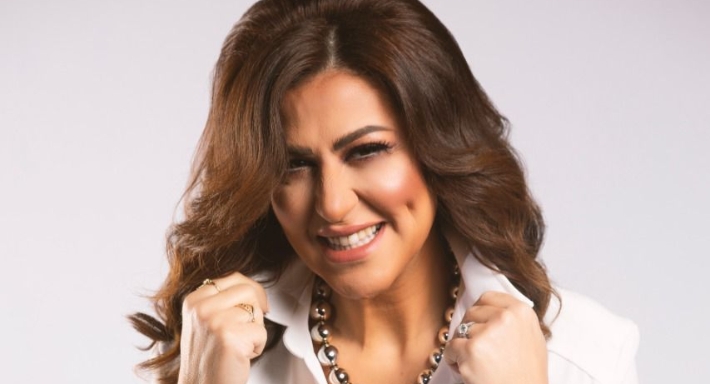 دينا عبد الكريم