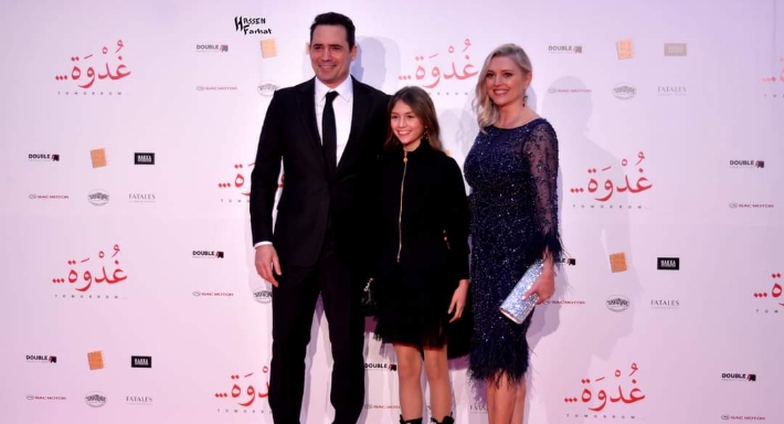 ظافر العابدين وزوجته وابنتهما