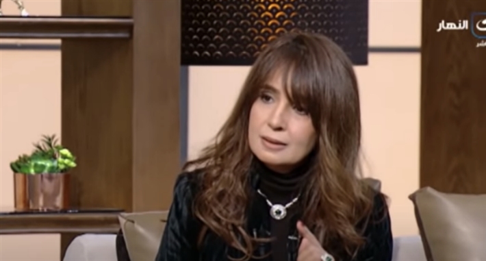 المطربة حنان