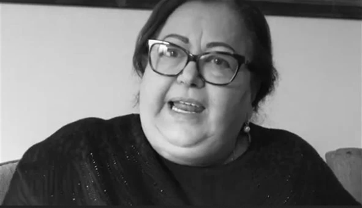 والدة هند صبري