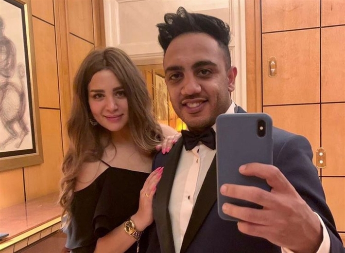 أوس أوس وزوجته