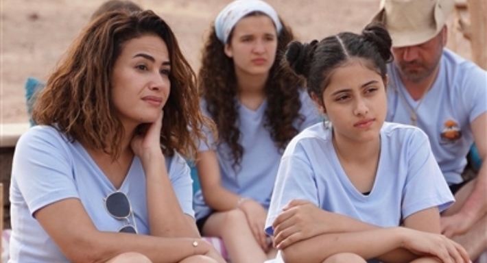 أيسل رمزي وهند صبري