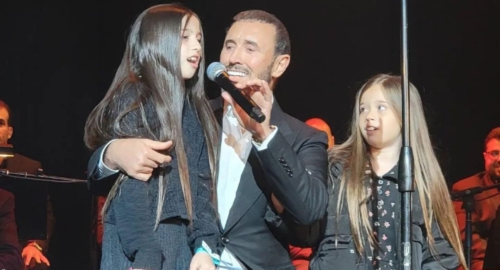 كاظم الساهر وحفيدتيه