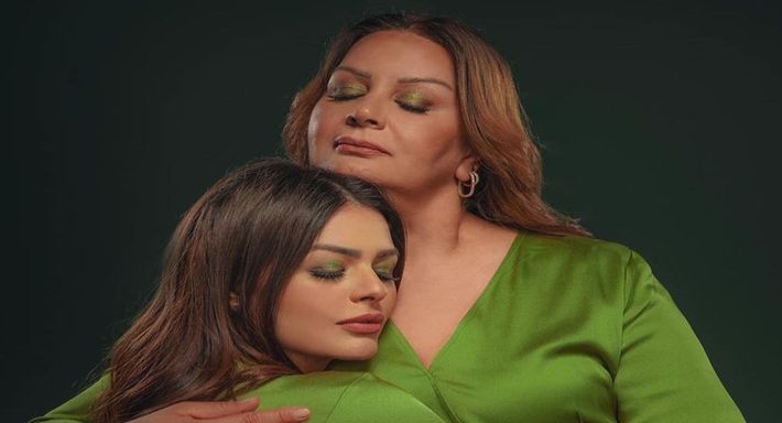 هنادي مهنا ووالدتها